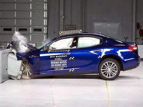 国产三车测试视频直播,直播揭秘性能与品质！